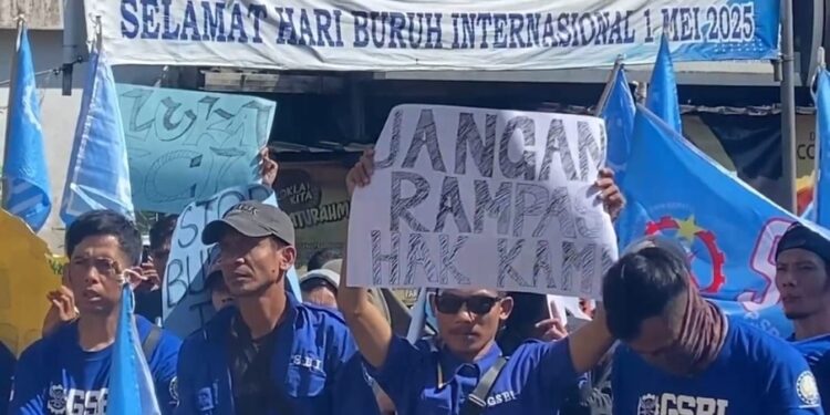 Puluhan Buruh Sukabumi di PHK Sepihak, DPC GSBI Sebut ini Semena mena 