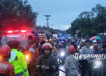 Truk LPG Terbakar, Jalan Nasional Palabuhanratu Sukabumi Macet Panjang