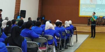 ITB Dewantara Gelar Pelatihan Public Speaking
