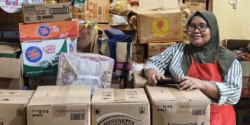 Perum BULOG Kantor Cabang Bogor Bersama Satgas Pangan Salurkan Minyakita ke Pasar SP2KP di Bogor dan Depok