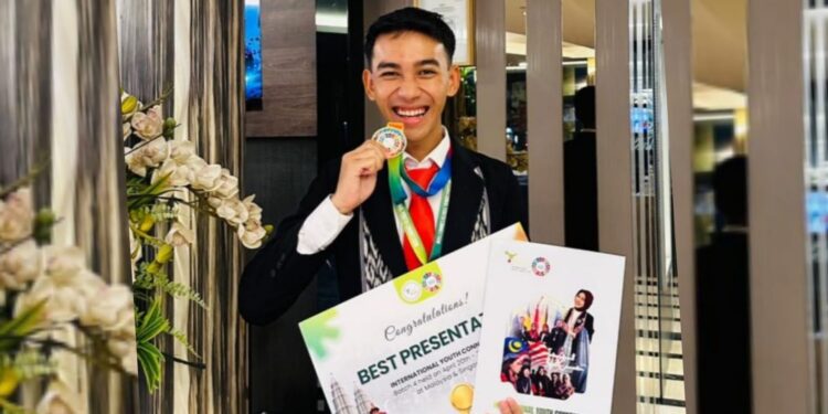 PRESTASI MEMBANGGAKAN, Pemuda Desa Malasari Nanggung Raih Best Presentation di Ajang Internasional