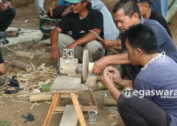 Komunitas Bambu Juara Tingkatkan Keterampilan Warga Lewat Pelatihan Kerajinan Bambu