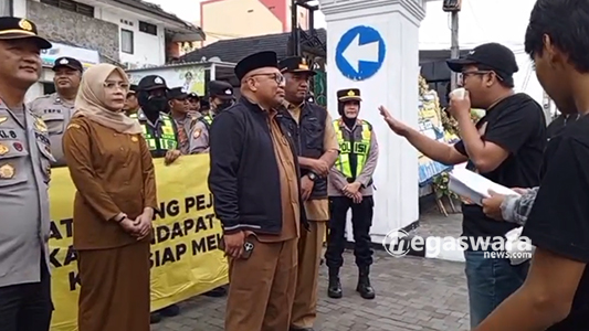 Mahasiswa Sukabumi Gelar Aksi, Tuntut Transparansi Insentif PAD dan Pajak Perwal Nomor 11 Tahun 2024