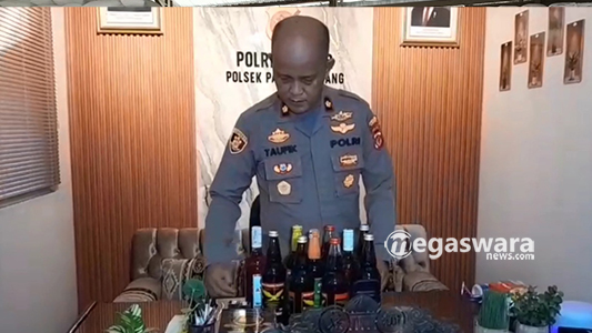 Polisi Sita 10 Botol Miras dari Toko Jamu di Parung Panjang