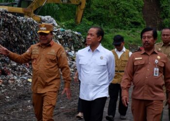 Aturan Baru TPA Suwung, Sampah Wajib diPilah, Truk Campuran Dilarang Masuk