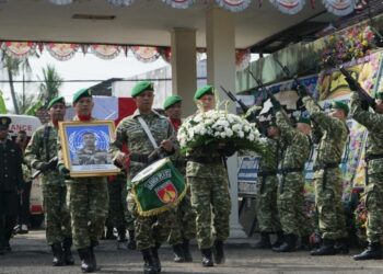 Jenazah Kopda Anumerta Farizal Romadhon Pasukan Perdamaian di Libanon Dimakamkan di TMP Giripeni, Wates