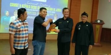 BUMDes Desa Gunung Putri Jadi Percontohan Kepala Desa IV Pesisir Selatan Sumbar