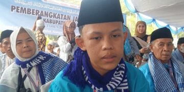 Firdaus Siswa SMA Asal Serang Tercatat Sebagai Jemaah Haji Termuda