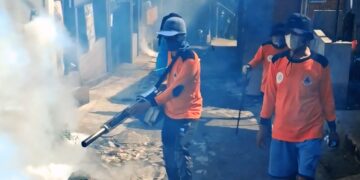 Cegah DBD, Warga RT 01/08 Desa Babakan Dramaga Gelar Pemberantasan Sarang Nyamuk, Dampingi Langsung oleh Kepala Desa