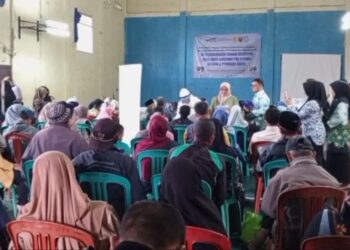 Ratusan Warga Kadudampit Ikuti Screening Katarak Gratis
