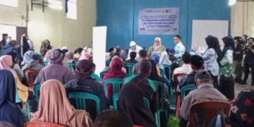 Ratusan Warga Kadudampit Ikuti Screening Katarak Gratis