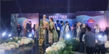 Gladys Aura Zalfa, Seorang Siswi SMA Terpilih Jadi Puteri Nelayan Palabuhanratu ke-66