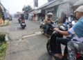 Jalan Raya Karehkel–Rumpin Rusak Parah, Warga Minta Perbaikan Segera Demi Keselamatan
