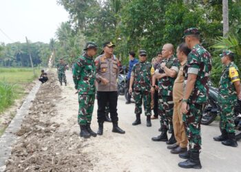 Tinjau TMMD di Kulon Progo, Aster Kasad Mayjen TNI Rachmad Zulkarnaen : Sarana Refresh Budaya Gotong Royong, Kualitas Hasil TMMD Harus Maksimal
