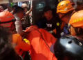 JENGUK KELUARGA SAKIT, WARGA CITEUREUP TENGGELAM DI SITU CIKARET