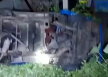 Angkot Tertabrak Kereta Barang di Gunung Putri Bogor, Sopir Tewas di Lokasi
