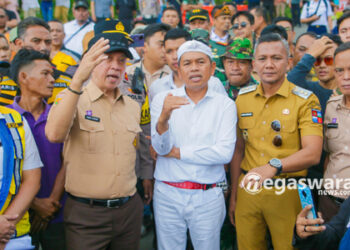 gubernur jabar dedi mulyadi saat tinjau pembangunan jalanalan Saleh Danasasmita bersama walikota dan wakil walikota bogor