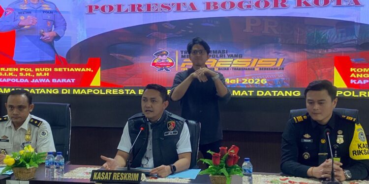 Dua WN China Ditangkap, Diduga Sindikat Pembobol Rumah Mewah Bertopeng Messi