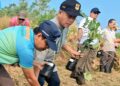 Camat Cibungbulang Pimpin Aksi Serentak Menanam Pohon Di Hutan Kota Galuga