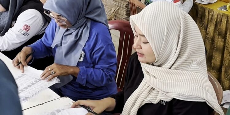 Pemerintah Desa Parakan Salurkan Bantuan Pangan, Sinergi Pusat Dan Daerah Untuk Ringankan Beban Warga