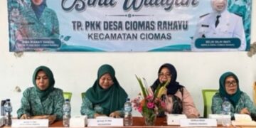 Bina Wilayah TP PKK Desa Ciomas Rahayu Dorong Peran Aktif Perempuan Untuk Kemajuan Daerah