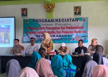 Cegah Peredaran Narkotika, Polsek Dramaga dan Pemerintah Desa Sukadamai Gelar Pembinaan Masyarakat