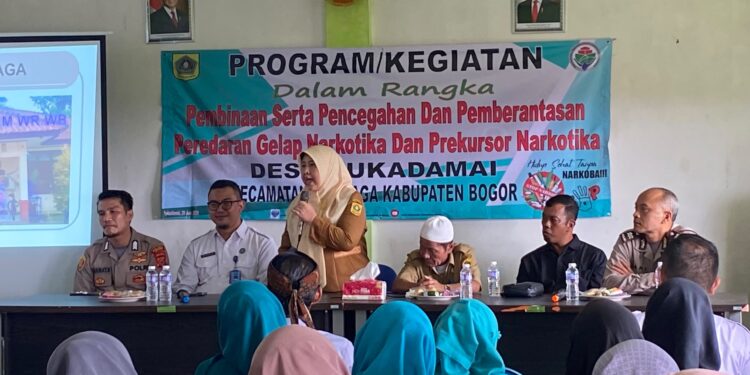 Cegah Peredaran Narkotika, Polsek Dramaga dan Pemerintah Desa Sukadamai Gelar Pembinaan Masyarakat