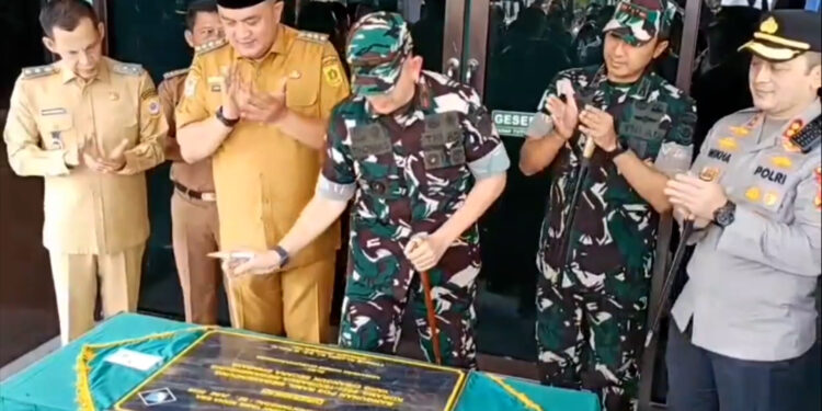 Danrem 061/Suryakancana Resmikan Pos Koramil Megamendung