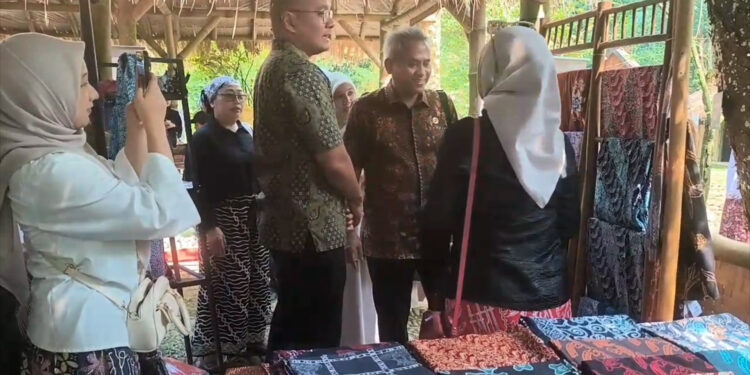 Libur Sekolah, Kebun Raya Bogor Gelar Eduwisata Budaya Kultura Sunda Ngariung