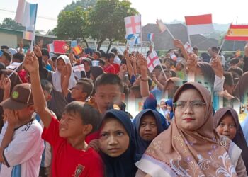 Manfaatkan Semangat Piala Dunia, Sekolah di Cibungbulang Kemas MPLS dengan Nuansa Sepak Bola