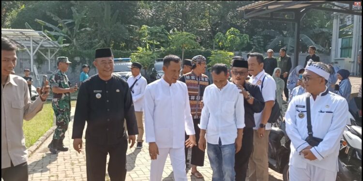 Wakil Bupati Bogor : Budidaya Ikan Arwana Super Red, Upaya Konservasi Sumberdaya Perairan