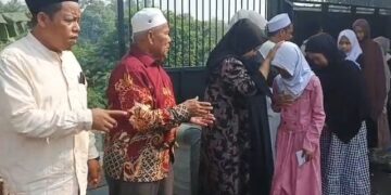 Lebih Dua Dekade Berbagi, Tradisi Mulia Keluarga H Senan-Hj Lilis untuk Anak Yatim Petir