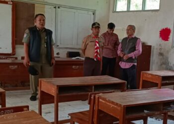 Anggota DPRD Dapil 4 Tinjau Langsung SD Negeri Sinar Wangi, Tebing Longsor Segera Ditangani Tahun Ini, Revitalisasi 3 Ruangan Tahun 2027