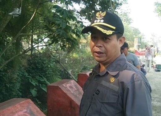 Camat Tenjolaya Apid Junaedi, Kerja Bakti Serentak Wujud Komitmen Jaga Lingkungan dan Teladan Bagi Masyarakat