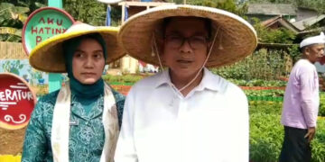 Camat Gunung Putri Apresiasi Pemuda Dan Kaum Ibu Tata Lingkungan