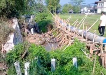 Kemarau Tiga Bulan, Warga Ciherang Pondok Krisis Air Bersih