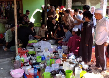 Warga Ciampea Ilir Lestarikan Tradisi Babarit sebagai Wujud Syukur Hasil Bumi