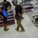 Aksi Penipuan Modus Belanja Uang Receh Terekam CCTV, Toko Perabot di Gunung Putri Rugi Jutaan Rupiah