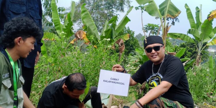 LSM Dampal Jurig Gandeng Mahasiswa KKN dan Ajak Pemuda Selamatkan Lingkungan
