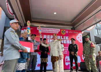 Disiplin Dan Kekompakan Jadi Kunci, Anggota Linmas Desa Dramaga Raih Juara Lomba PBB Tingkat Kecamatan