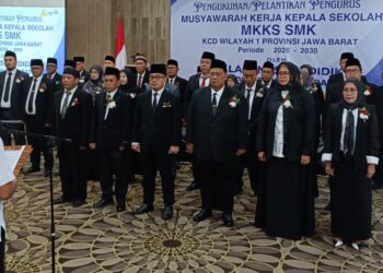 Kadisdik Jawa barat Kukuhkan dan Lantik Pengurus MKKS SMK KCD Wilayah 1 Periode 2026-2030