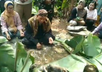 Sedekah Bumi Warga Karanggan Lestarikan Ritual Adat