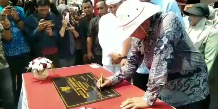 Pemkab Bogor Resmikan Jalan H.M. Syurdi Rusuh Di Jonggol