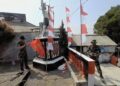 Sambut Hari Kemerdekaan, Pemuda Panca Marga Bersihkan Tugu Maseng