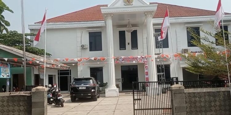 Semangat Merah Putih Warnai Cimandala Jelang HUT KE-81 RI