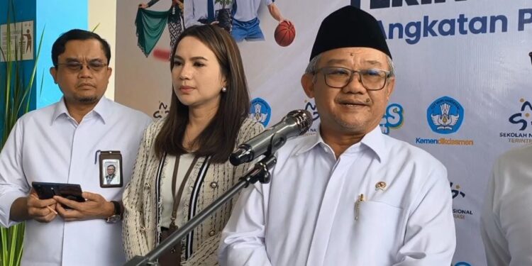 Mendikdasmen Tinjau MPLS Di SNT 7 Parung, Sekolah Nasional