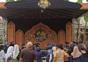 Festival Ketupat Hidupkan Kembali Tradisi Rebo Wekasan Di Tugu Selatan