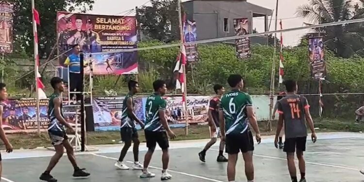Babinsa Dan Bhabinka Timnas Desa Pasir Jambu Gelar Turnamen Voli Cup 2026