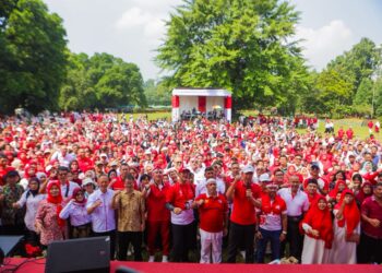 Ribuan Warga Tumpah Ruah di Jamuan Rakyat Istana Bogor