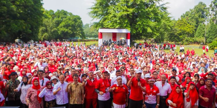 Ribuan Warga Tumpah Ruah di Jamuan Rakyat Istana Bogor